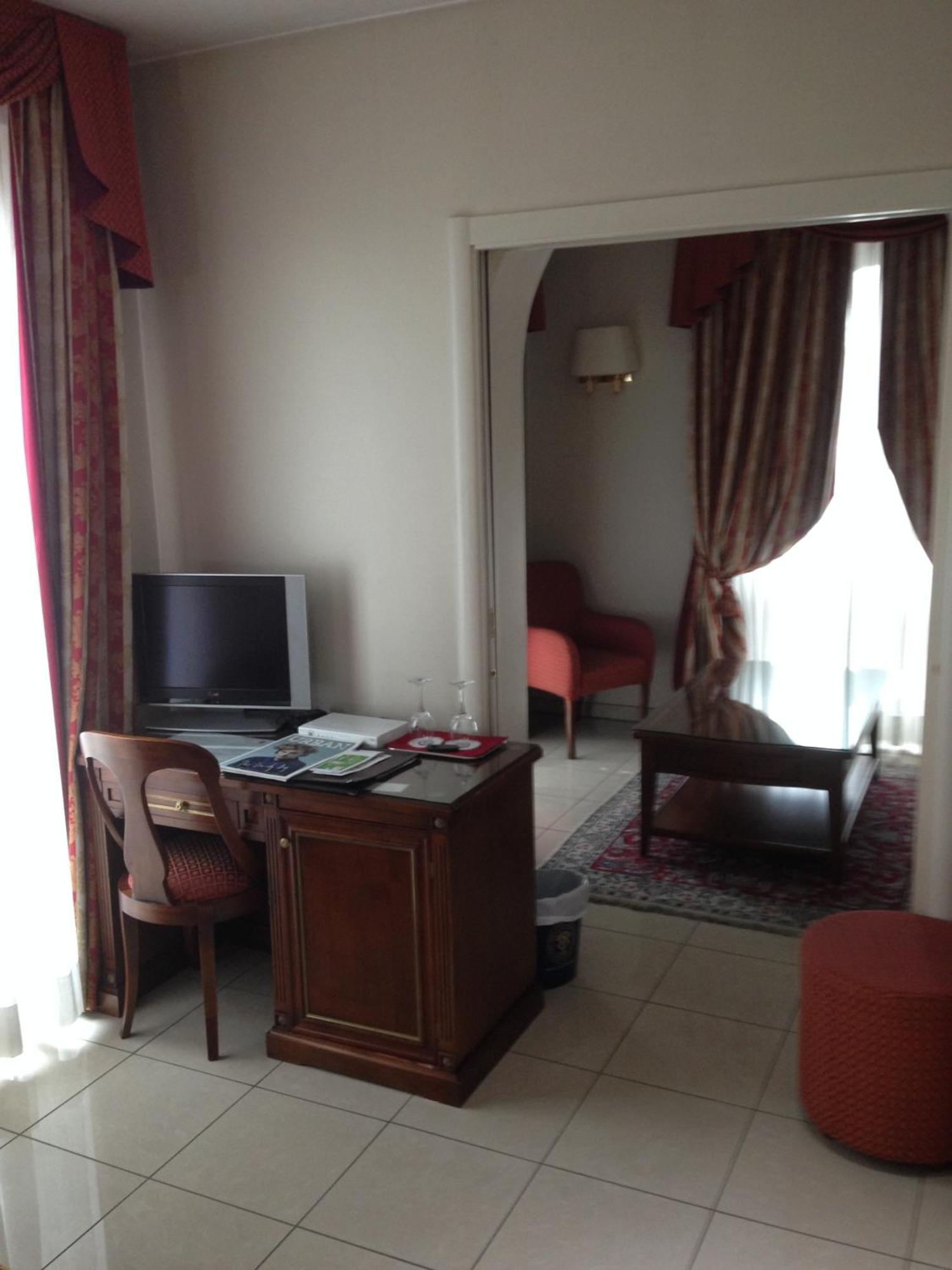 Hotel Villa Savoia Turín Habitación foto